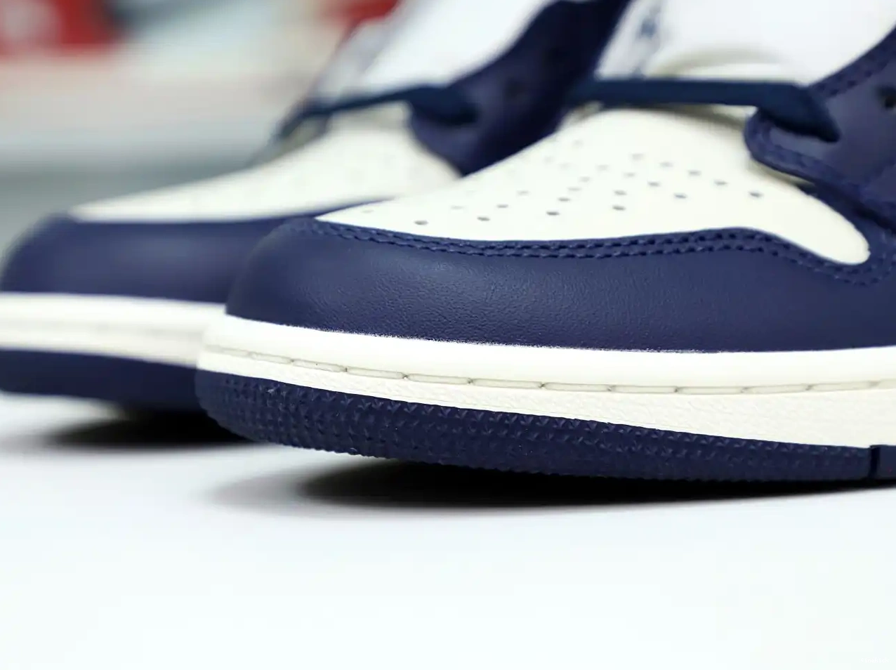 RETRO AIR HIGH 'OBSIDIAN' OG JORDAN 1 0508